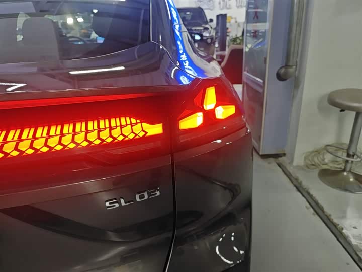 Фото 8 - Changan Deepal SL03