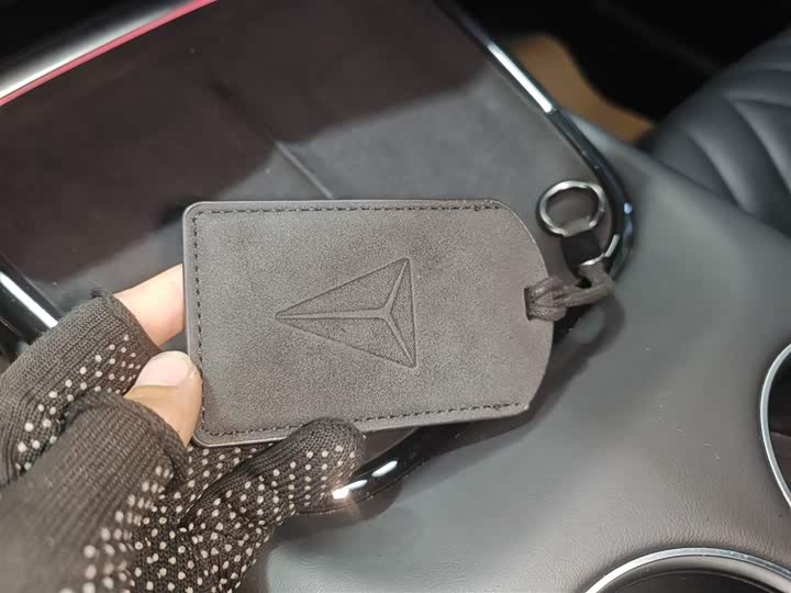 Фото 9 - Changan Deepal SL03