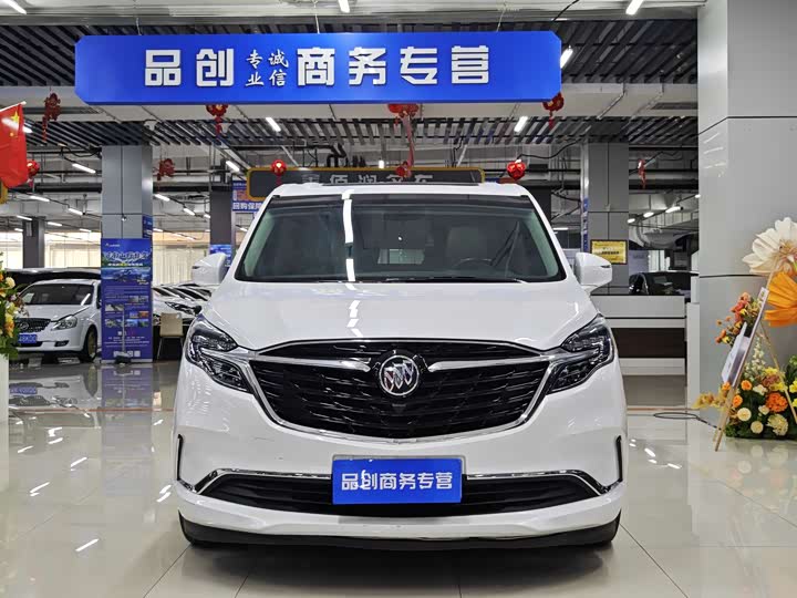 Фото 2 - Buick GL8 ES