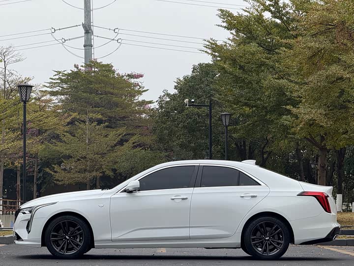 Фото 7 - Cadillac CT4