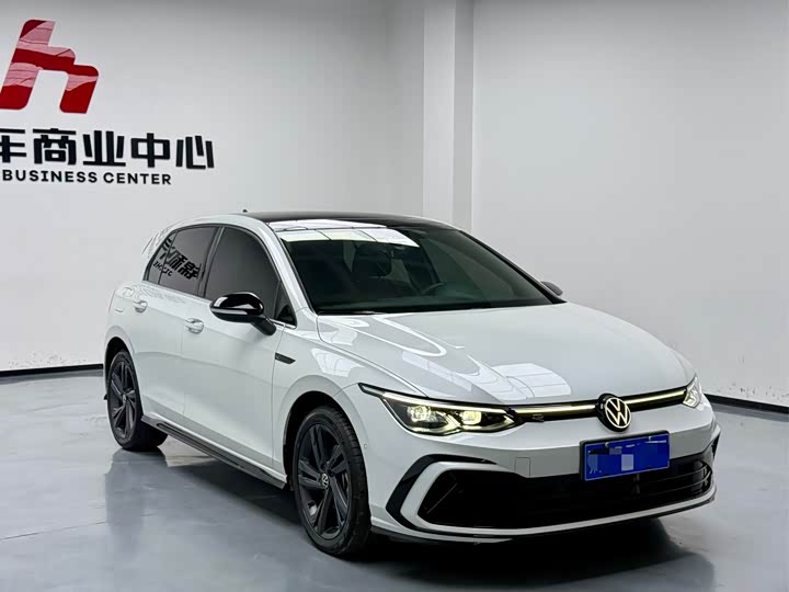 Фото 3 - Volkswagen Golf