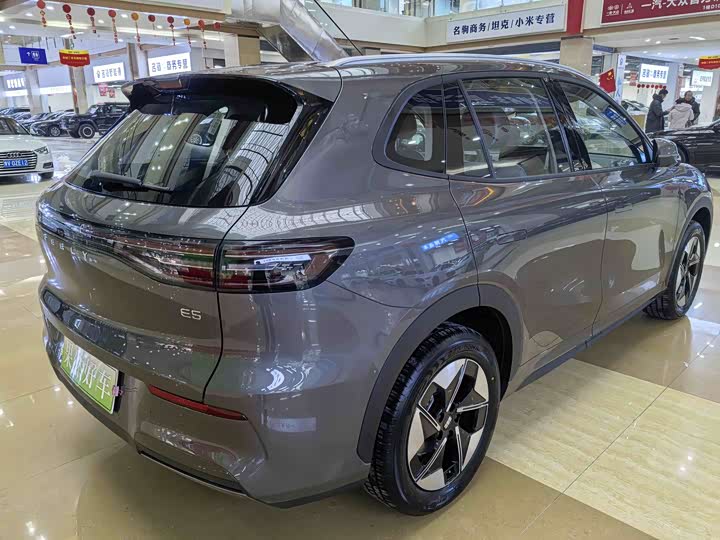 Фото 6 - Geely Galaxy E5