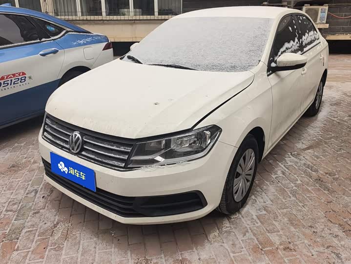 Фото 1 - Volkswagen Santana