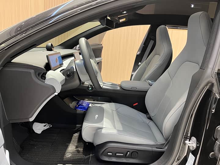 Фото 8 - Nio ET5T