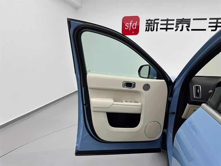 Фото 8 - LiXiang L8