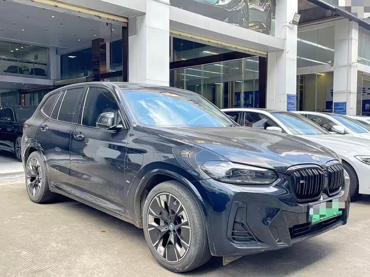 Фото 3 - BMW iX3