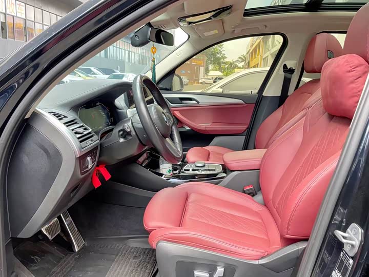 Фото 4 - BMW iX3