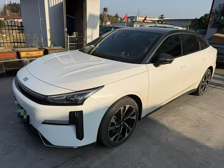 Фото 1 - Geely Galaxy L6