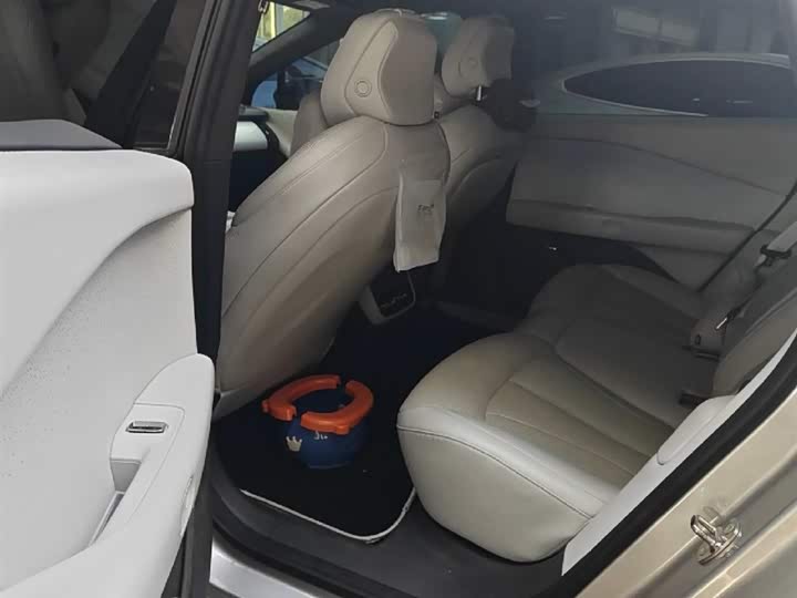 Фото 8 - XPeng F57