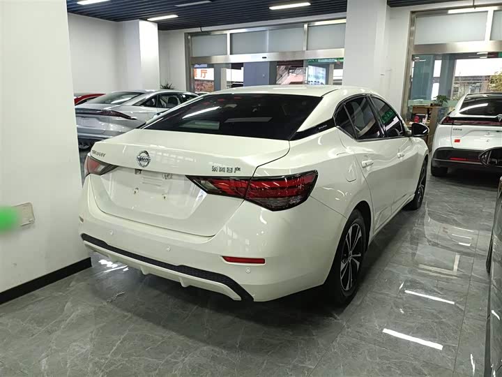 Фото 7 - Nissan Sylphy