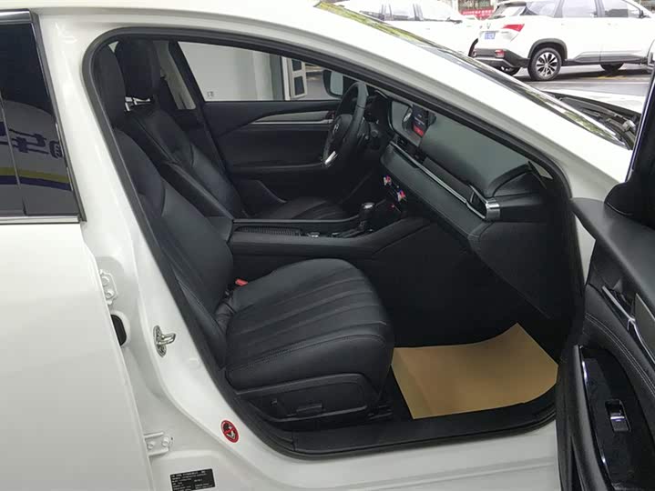 Фото 8 - Mazda Atenza