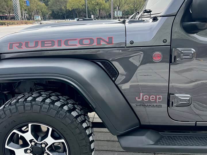 Фото 7 - Jeep Wrangler