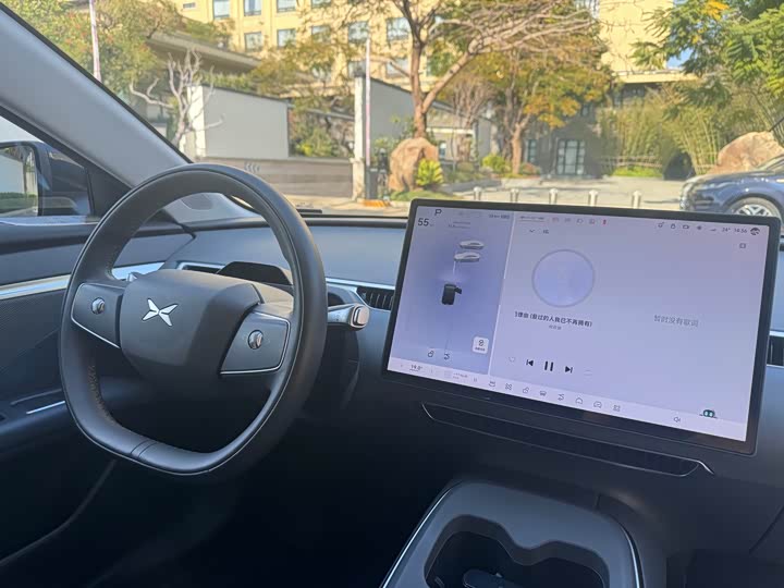 Фото 4 - XPeng Mona M03