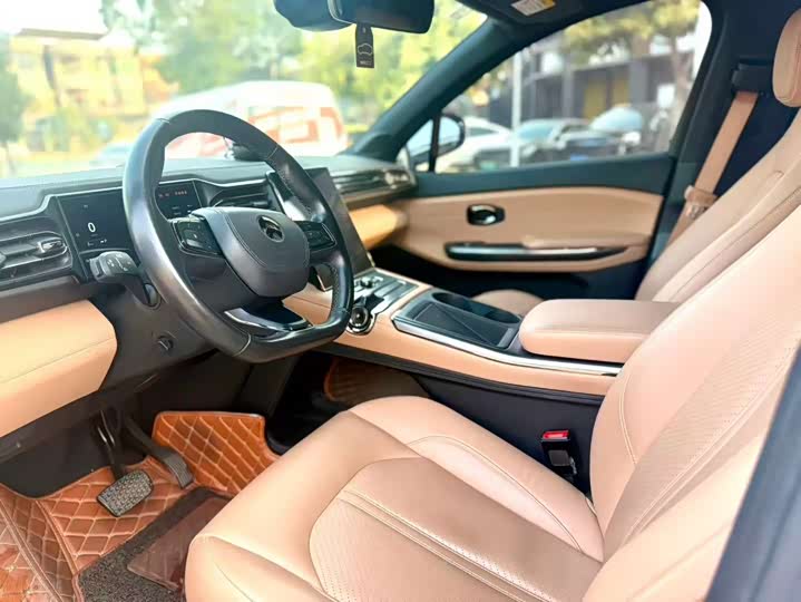 Фото 7 - Nio ES6