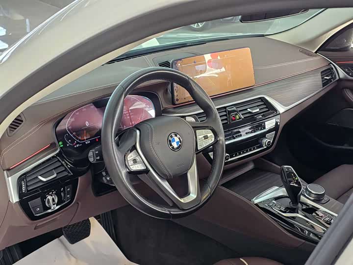 Фото 4 - BMW 5 Series