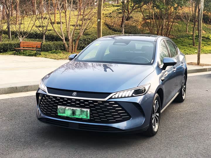 Фото 1 - BYD Qin Plus