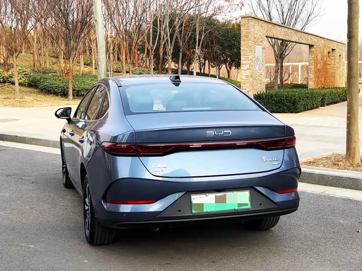 Фото 6 - BYD Qin Plus