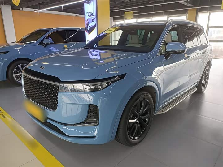 Фото 1 - LiXiang One