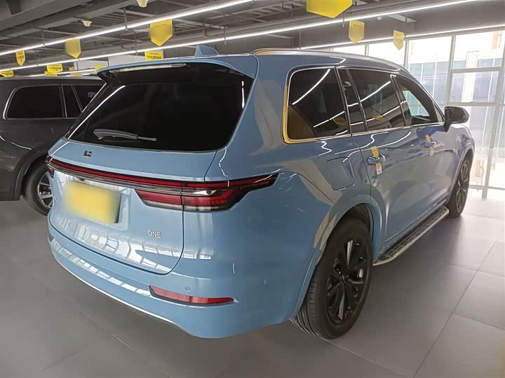 Фото 7 - LiXiang One