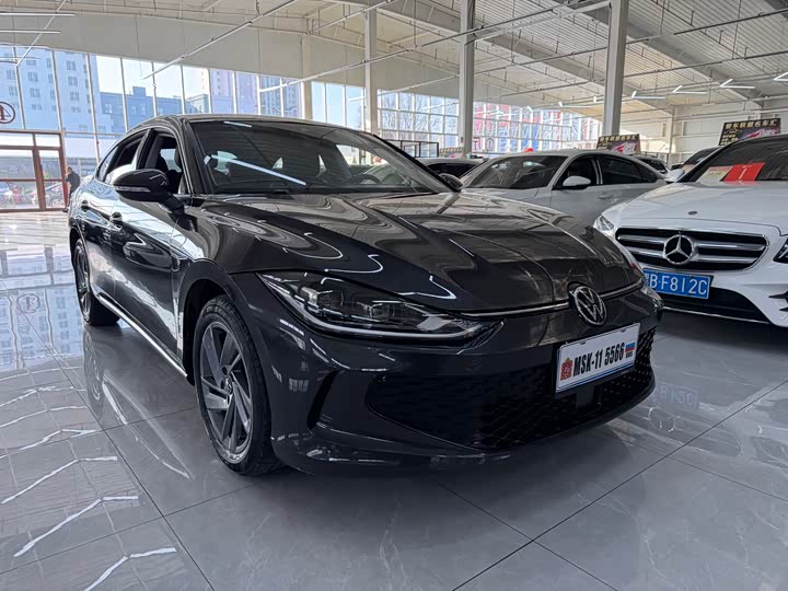 Фото 3 - Volkswagen Lamando L