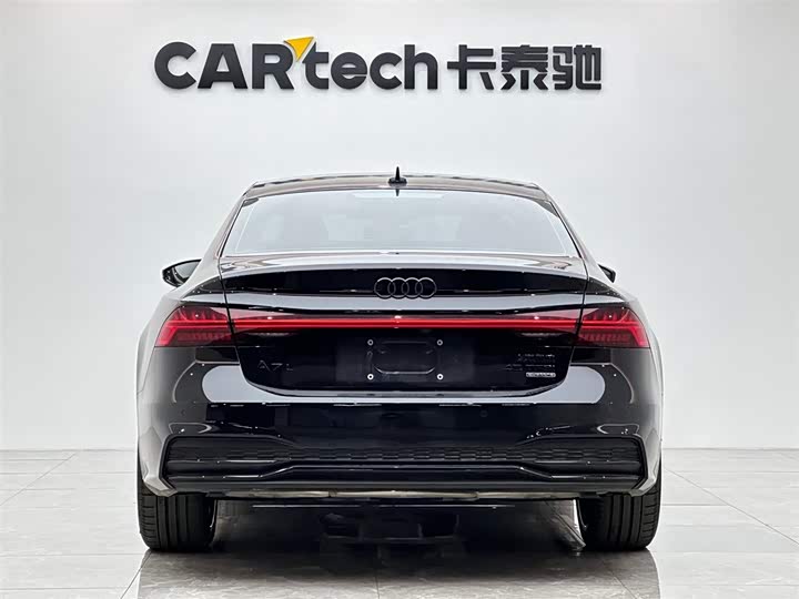 Фото 4 - Audi A7L