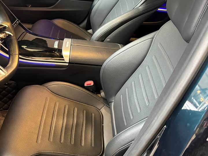 Фото 2 - Mercedes-Benz C-Class