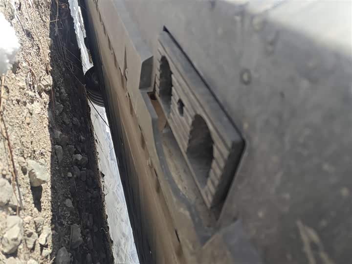 Фото 6 - Hongqi EH7