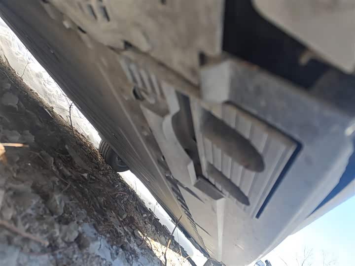 Фото 8 - Hongqi EH7