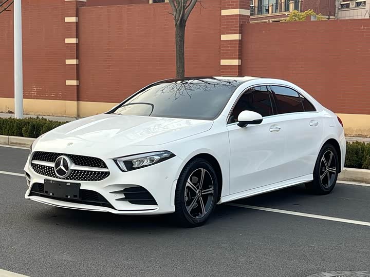 Фото 1 - Mercedes-Benz A-Class