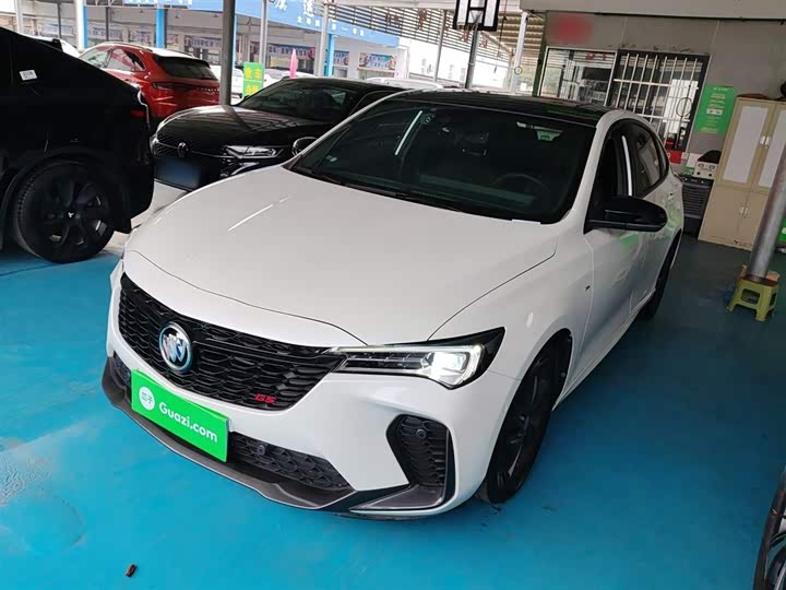 Фото 2 - Buick Verano