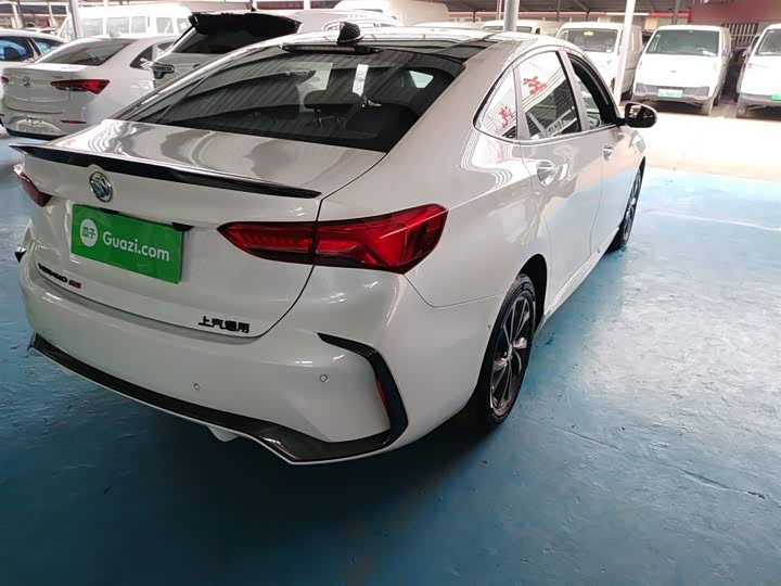 Фото 8 - Buick Verano