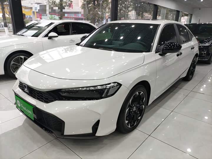 Фото 2 - Honda Civic