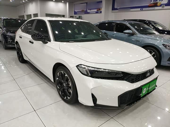 Фото 4 - Honda Civic