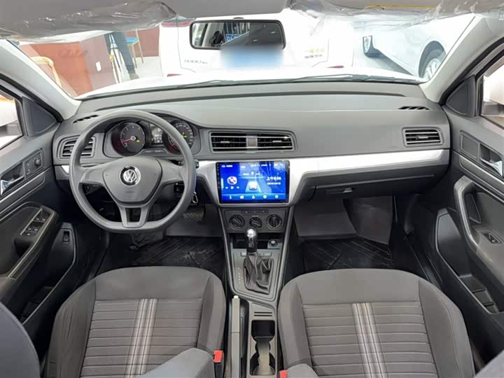 Фото 7 - Volkswagen Lavida