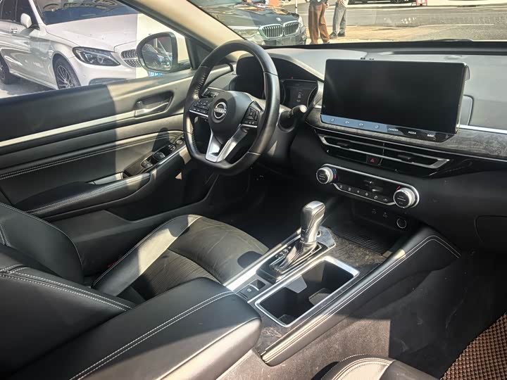 Фото 8 - Nissan Teana