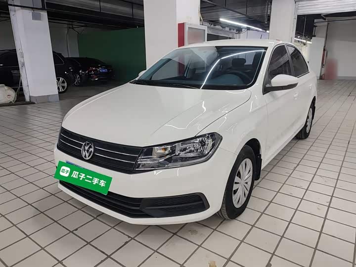 Фото 1 - Volkswagen Santana