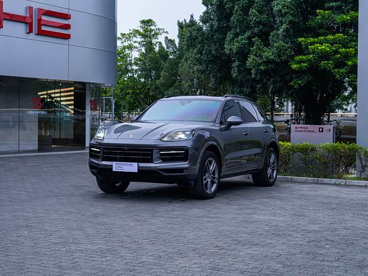 Фото 1 - Porsche Cayenne