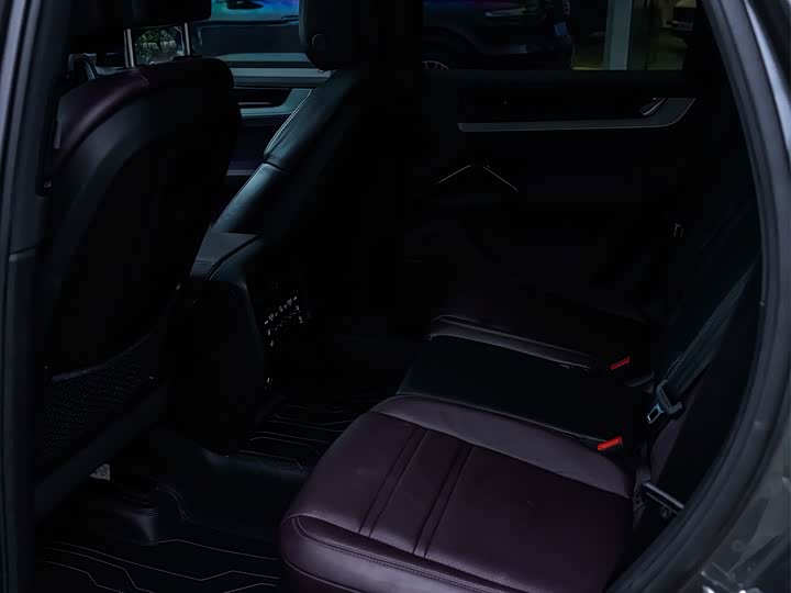 Фото 5 - Porsche Cayenne