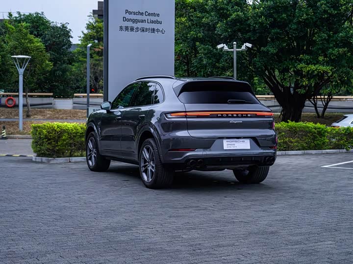 Фото 9 - Porsche Cayenne