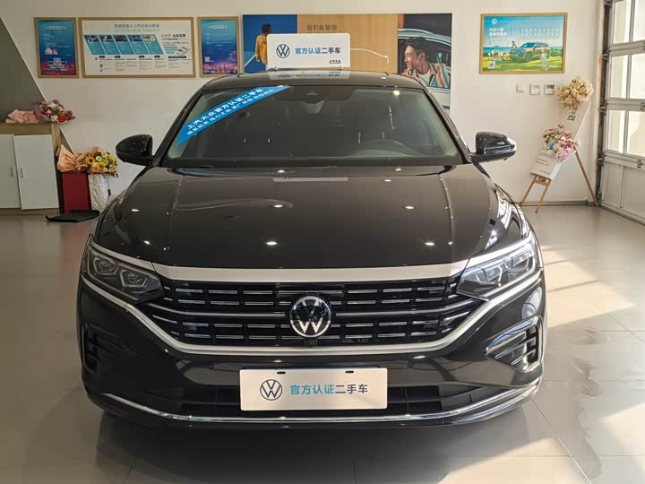 Фото 2 - Volkswagen Passat