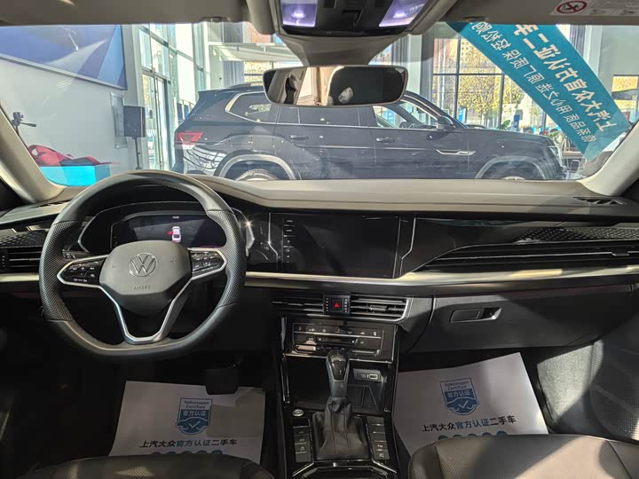 Фото 5 - Volkswagen Passat