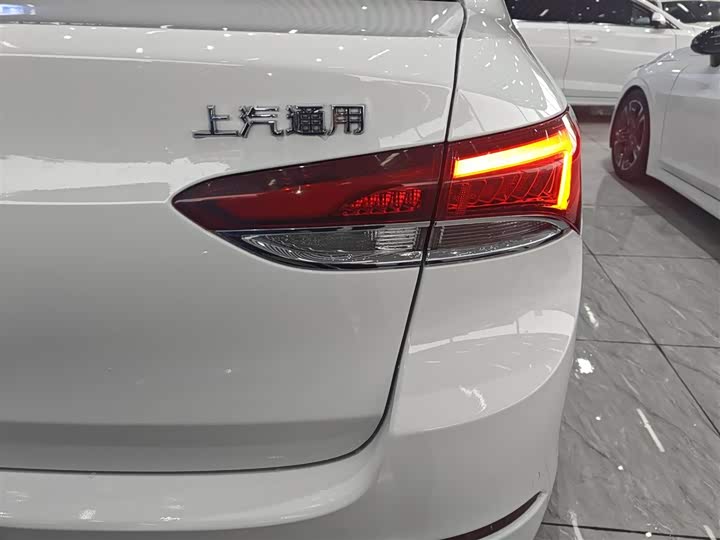 Фото 8 - Buick Excelle GT