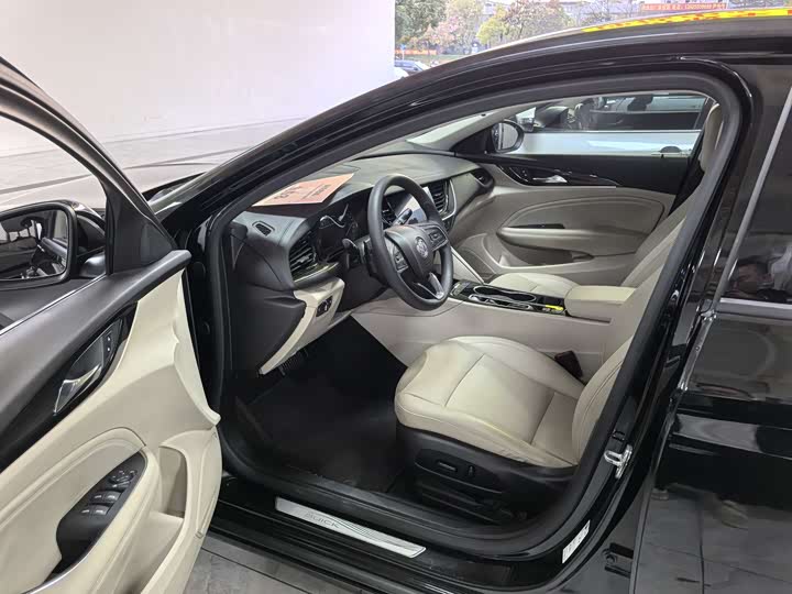 Фото 5 - Buick Regal