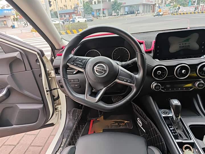 Фото 3 - Nissan Sylphy