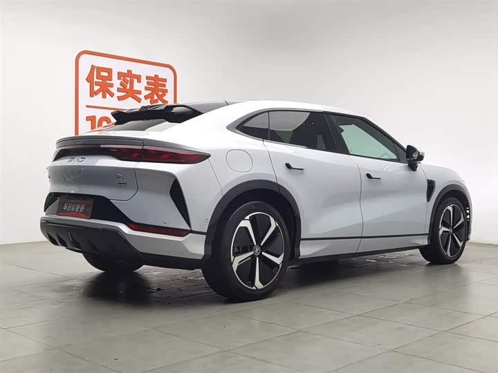 Фото 2 - BYD Song L