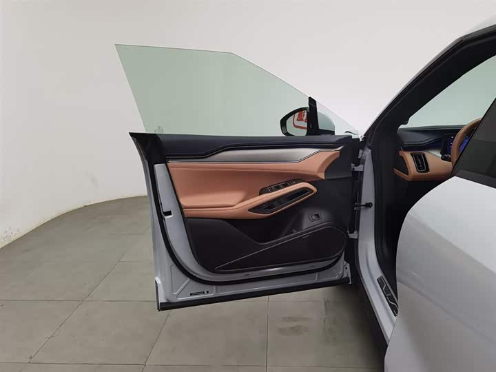 Фото 8 - BYD Song L