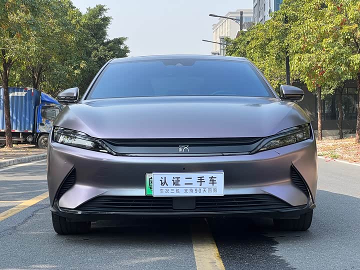 Фото 2 - BYD Han