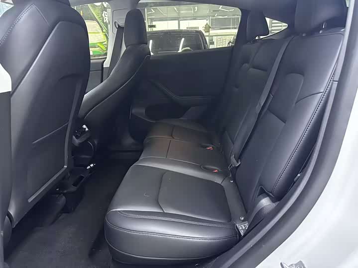 Фото 6 - Tesla Model Y