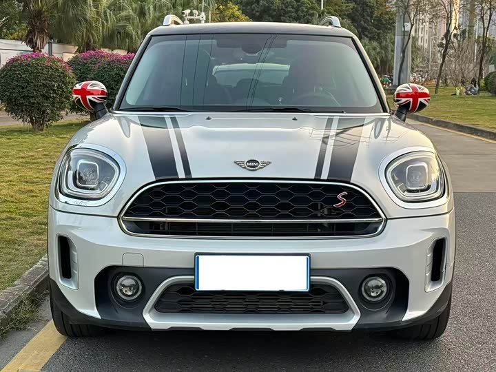 Фото 2 - Mini Countryman