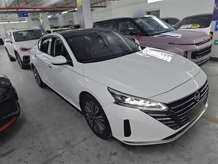 Фото 4 - Nissan Teana